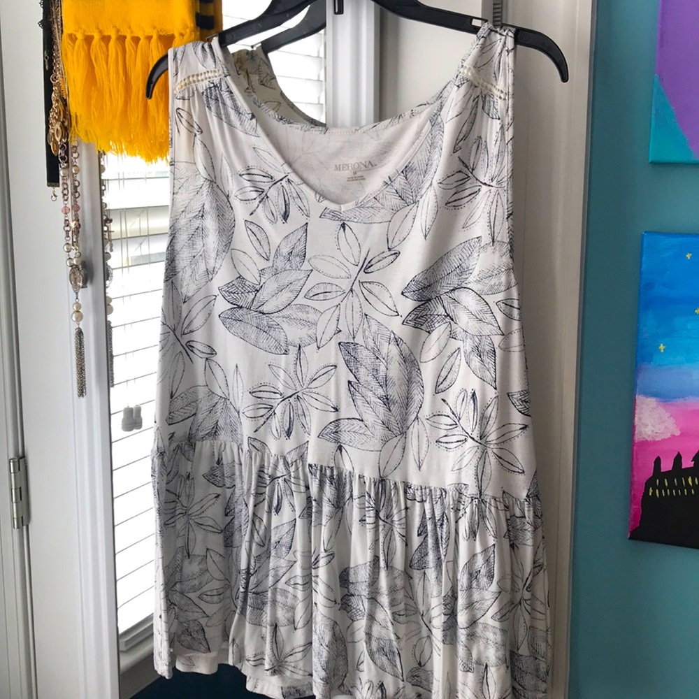 Blue/white v-neck tank